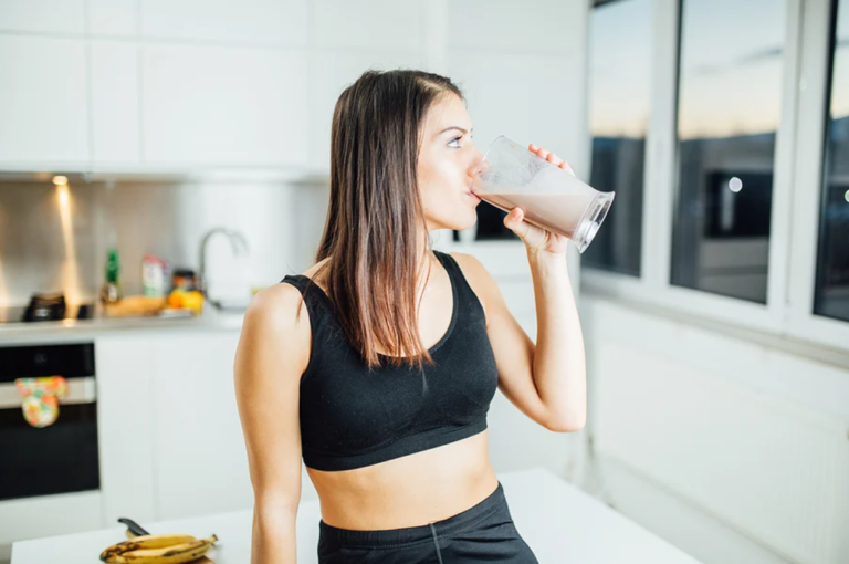 10 Most Effective Weight Loss Shakes For Women