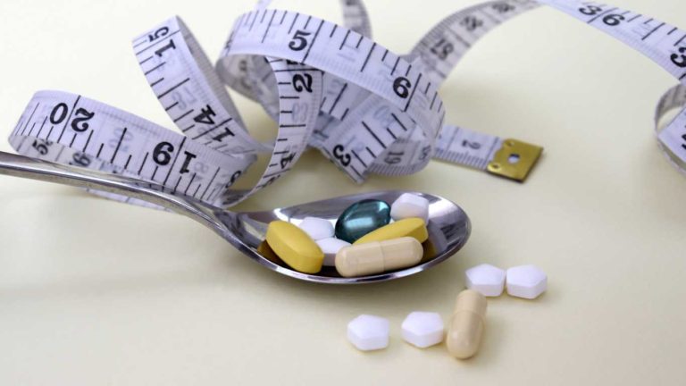 5 Popular Weight loss pills and supplements were reviewed.