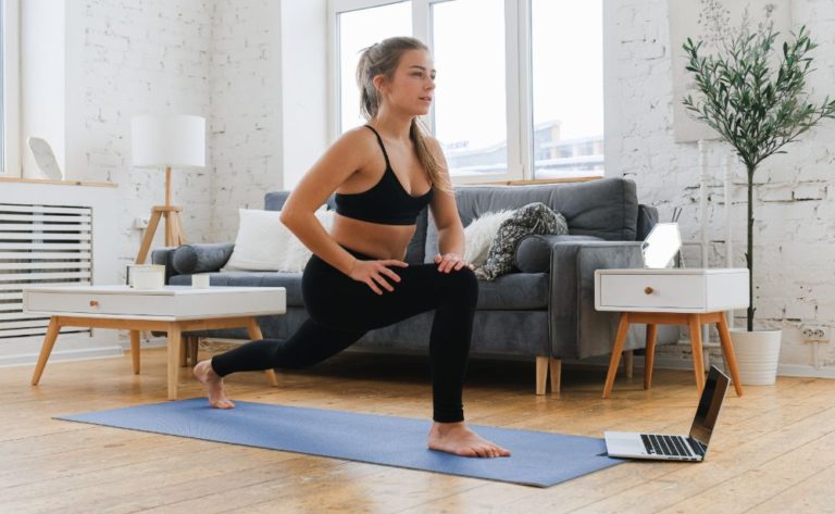The 7 Best Online Exercise Classes for Working Out Anywhere
